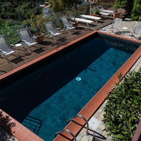 Bnb Casa Rossa มอนเรอาเล ภายนอก รูปภาพ