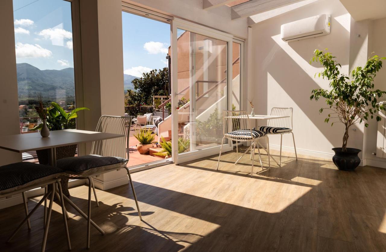 Bnb Casa Rossa มอนเรอาเล ภายนอก รูปภาพ