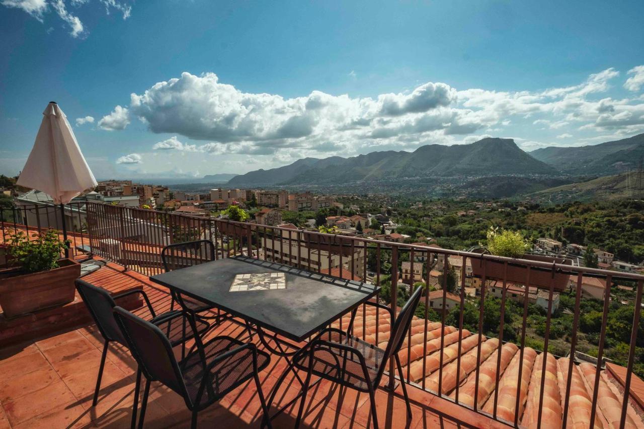 Bnb Casa Rossa มอนเรอาเล ภายนอก รูปภาพ