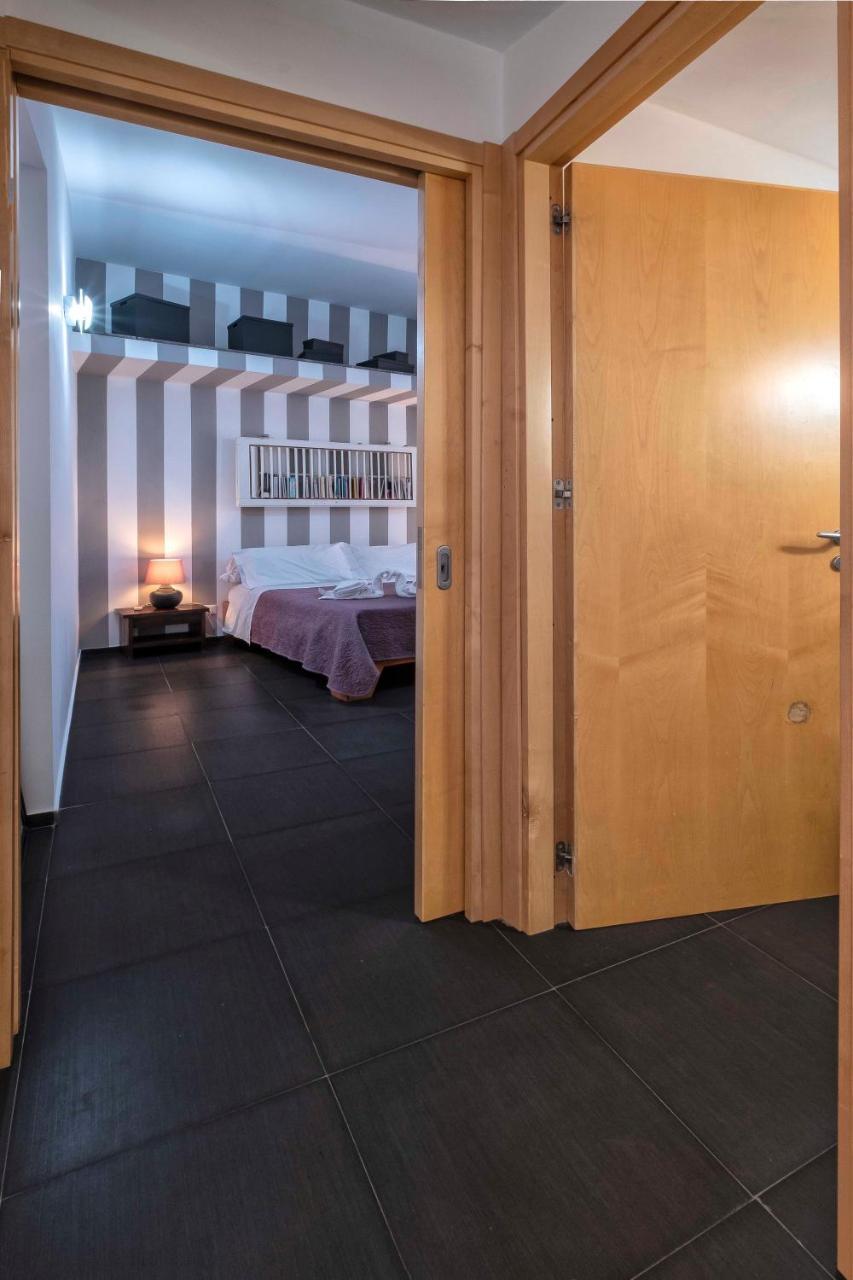 Bnb Casa Rossa มอนเรอาเล ภายนอก รูปภาพ