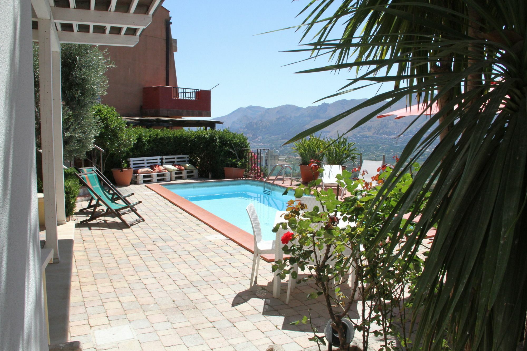 Bnb Casa Rossa มอนเรอาเล ภายนอก รูปภาพ